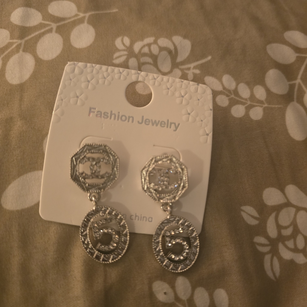Silver Tone Fashion Jewelry Earrings